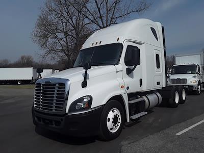 Used 2019 Freightliner Cascadia Detroit Diesel DD15 Semi Truck with Sleeper Cab for sale #829218 - photo 1