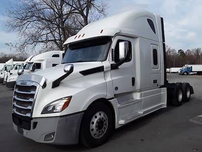 Used 2019 Freightliner Cascadia Cummins X15 Semi Truck with Sleeper Cab for sale #844552 - photo 1