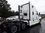 Used 2019 Freightliner Cascadia Detroit Diesel DD15 Semi Truck with Sleeper Cab for sale #870702 - photo 5