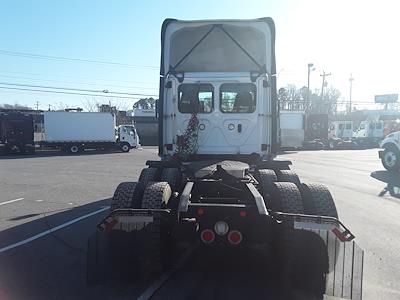 Used 2020 Freightliner Cascadia Cummins X15 Semi Truck for sale #873315 - photo 2
