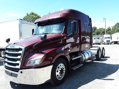 Used 2020 Freightliner Cascadia Detroit DD13 Semi Truck with Sleeper Cab for sale #880013 - photo 1