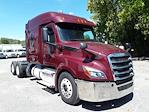 Used 2020 Freightliner Cascadia Detroit DD13 Semi Truck with Sleeper Cab for sale #880013 - photo 4