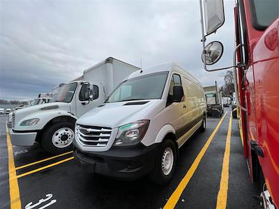 Used 2016 Freightliner Sprinter 2500 4x2 Empty Cargo Van for sale #674025 - photo 1