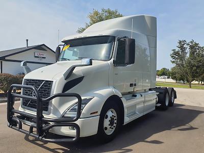 Used 2020 Volvo VNR Volvo D13 Semi Truck for sale #243486 - photo 1