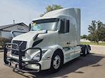 Used 2020 Volvo VNR Volvo D13 Semi Truck for sale #243486 - photo 1