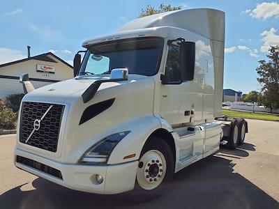 Used 2020 Volvo VNR Volvo D13 Semi Truck for sale #243488 - photo 1