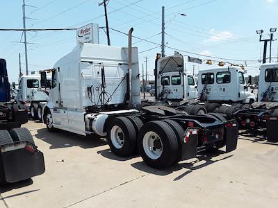 Used 2020 Volvo VNR Volvo D13 Semi Truck for sale #243511 - photo 2