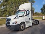 Used 2020 Freightliner Cascadia Cummins X15 Semi Truck for sale #278190 - photo 1