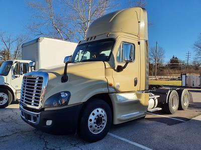 Used 2019 Freightliner Cascadia Detroit Diesel DD15 Semi Truck for sale #814446 - photo 1