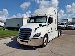 Used 2019 Freightliner Cascadia Detroit Diesel DD15 Semi Truck with Sleeper Cab for sale #881899 - photo 1