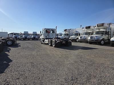 Used 2020 Freightliner Cascadia - photo 1