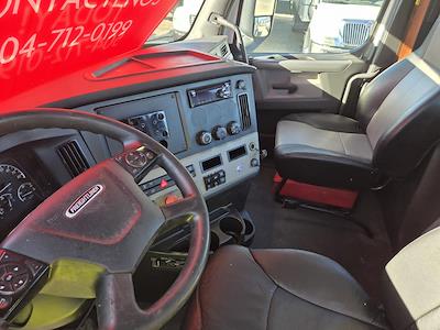 Used 2020 Freightliner Cascadia - photo 1