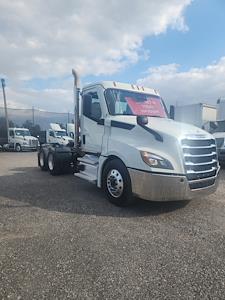 Used 2021 Freightliner Cascadia Detroit DD13 Semi Truck for sale #298324 - photo 1