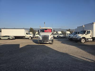 Used 2021 Freightliner Cascadia Detroit DD13 Semi Truck for sale #298327 - photo 2