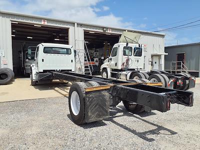 Used 2018 Freightliner M2 106 Conventional Cab Cab Chassis for sale #748366 - photo 2