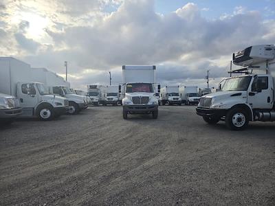 Used 2018 International DuraStar 4300 Cab Chassis for sale #786988 - photo 2