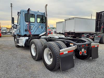 Used 2019 Freightliner Cascadia Day Cab 6x4 Semi Truck for sale #810116 - photo 2