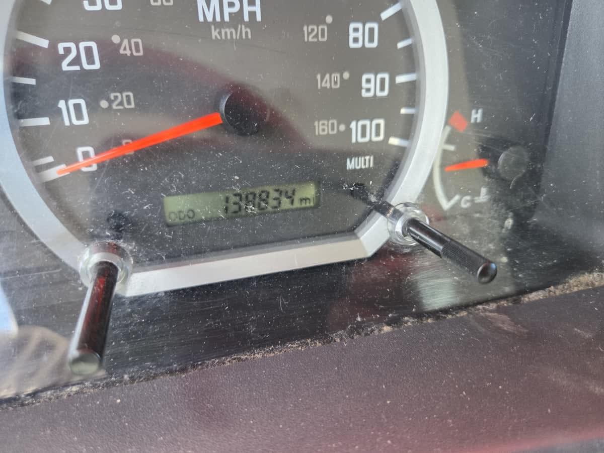 Used 2019 Isuzu NPR-HD - photo 11