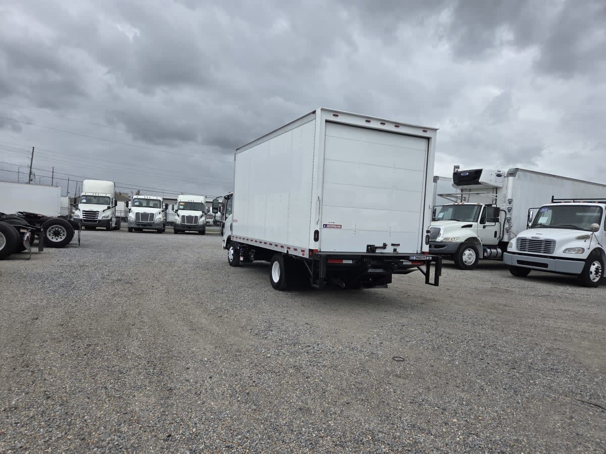 Used 2019 Isuzu NPR-HD - photo 2
