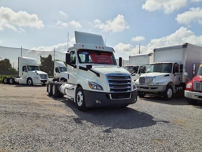 Used 2020 Freightliner Cascadia Detroit DD13 Semi Truck for sale #878446 - photo 1
