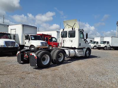 Used 2020 Freightliner Cascadia Detroit DD13 Semi Truck for sale #878446 - photo 2