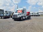 Used 2020 Freightliner Cascadia Detroit DD13 Semi Truck with Sleeper Cab for sale #894915 - photo 1