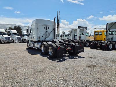 Used 2020 Freightliner Cascadia Detroit DD13 Semi Truck with Sleeper Cab for sale #894916 - photo 2
