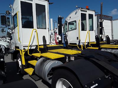 Used 2019 Autocar XSpotter Yard Truck for sale #291655 - photo 2