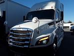 Used 2022 Freightliner Cascadia Detroit Diesel DD15 Semi Truck with Sleeper Cab for sale #566888 - photo 1