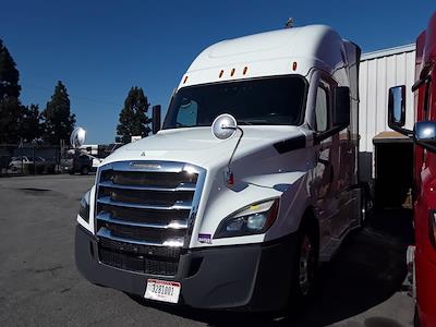 Used 2022 Freightliner Cascadia Detroit Diesel DD15 Semi Truck with Sleeper Cab for sale #566890 - photo 1