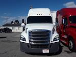 Used 2022 Freightliner Cascadia Detroit Diesel DD15 Semi Truck with Sleeper Cab for sale #566890 - photo 3