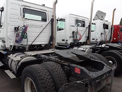 Used 2016 Volvo VNL Volvo D13 Semi Truck for sale #644034 - photo 2