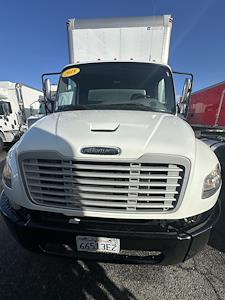 Used 2018 Freightliner M2 106 - photo 1