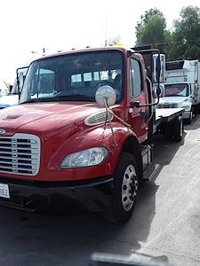 Used 2018 Freightliner M2 106 Conventional Cab Flatbed Truck for sale #681553 - photo 1