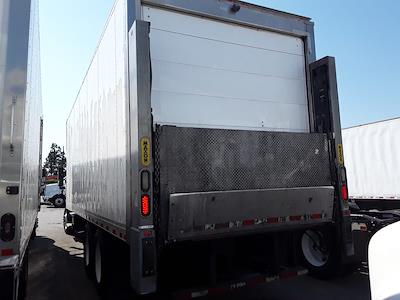 Used 2018 Freightliner M2 106 Refrigerated Body for sale #771514 - photo 2