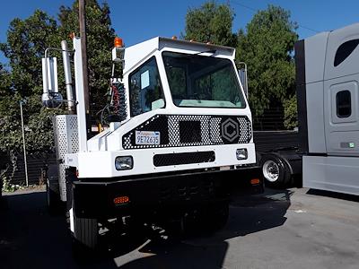 Used 2018 Capacity Sabre5 Yard Truck for sale #803921 - photo 1