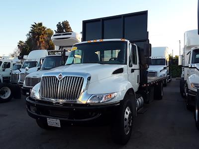 Used 2019 International DuraStar 4300 Flatbed Truck for sale #805874 - photo 1