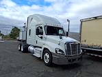 Used 2020 Freightliner Cascadia Cummins X15 Semi Truck with Sleeper Cab for sale #274279 - photo 4