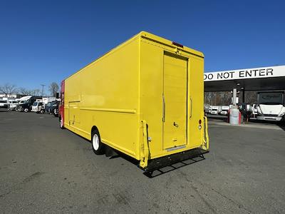 Used 2017 Freightliner MT 55 Step Van / Walk-in for sale #671961 - photo 2
