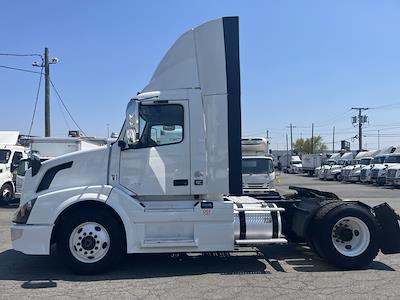 Used 2017 Volvo VNL Volvo D13 Semi Truck for sale #679781 - photo 1