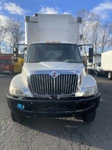 Used 2018 International DuraStar 4300 Box Truck for sale #686544 - photo 2