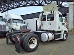 Used 2018 Freightliner Cascadia Detroit DD13 Semi Truck for sale #750977 - photo 2