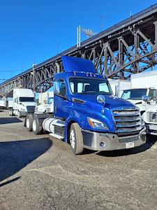 Used 2019 Freightliner Cascadia Detroit DD13 Semi Truck for sale #788600 - photo 1