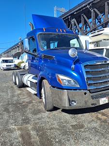 Used 2019 Freightliner Cascadia Detroit DD13 Semi Truck for sale #788645 - photo 1