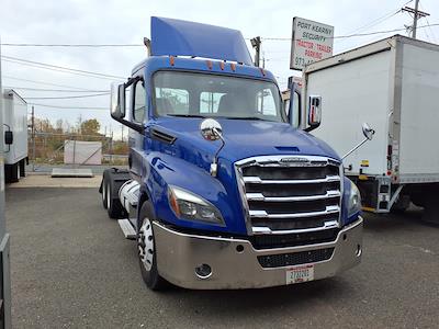 Used 2019 Freightliner Cascadia Detroit DD13 Semi Truck for sale #788650 - photo 1