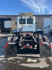 Used 2018 Freightliner Cascadia Detroit DD13 Semi Truck for sale #814898 - photo 2