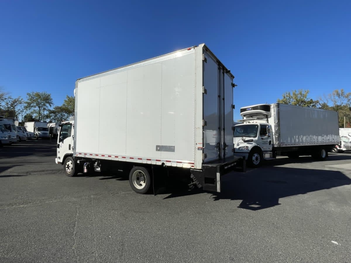 Used 2019 Isuzu NPR-XD - photo 2