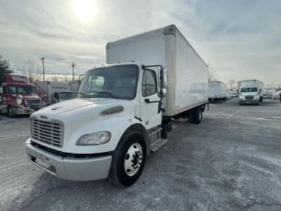 Used 2019 Freightliner M2 106 - photo 1