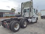 Used 2020 Freightliner Cascadia Detroit DD13 Semi Truck for sale #291619 - photo 2
