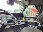 Used 2022 Freightliner Cascadia Detroit Diesel DD15 Semi Truck with Sleeper Cab for sale #562951 - photo 7
